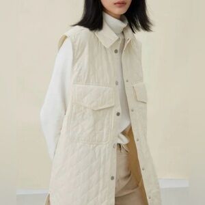 H& M ivory Quilted Vest ( oversized)
